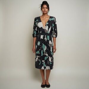 BCBGMaxAzria Navy Blue and Green Leaf Print Midi Dress Puff Sleeve Deep V-Neck